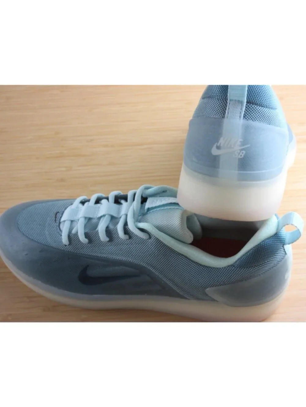 Nike Men's SB Zoom Nyjah Huston 4 Glacier Blue Black Skate Shoes Size 9.5 NIB